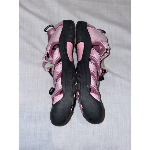 Keen Water Sandals Women’s Size 5 Medium Pink Fabric Cinch Strap Waterproof - Picture 4 of 12